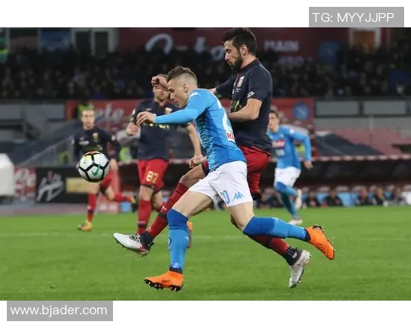 热那亚对决尤文图斯精彩直播中球迷热情高涨不容错过 热那亚对决尤文图斯精彩直播中球迷热情高涨不容错过